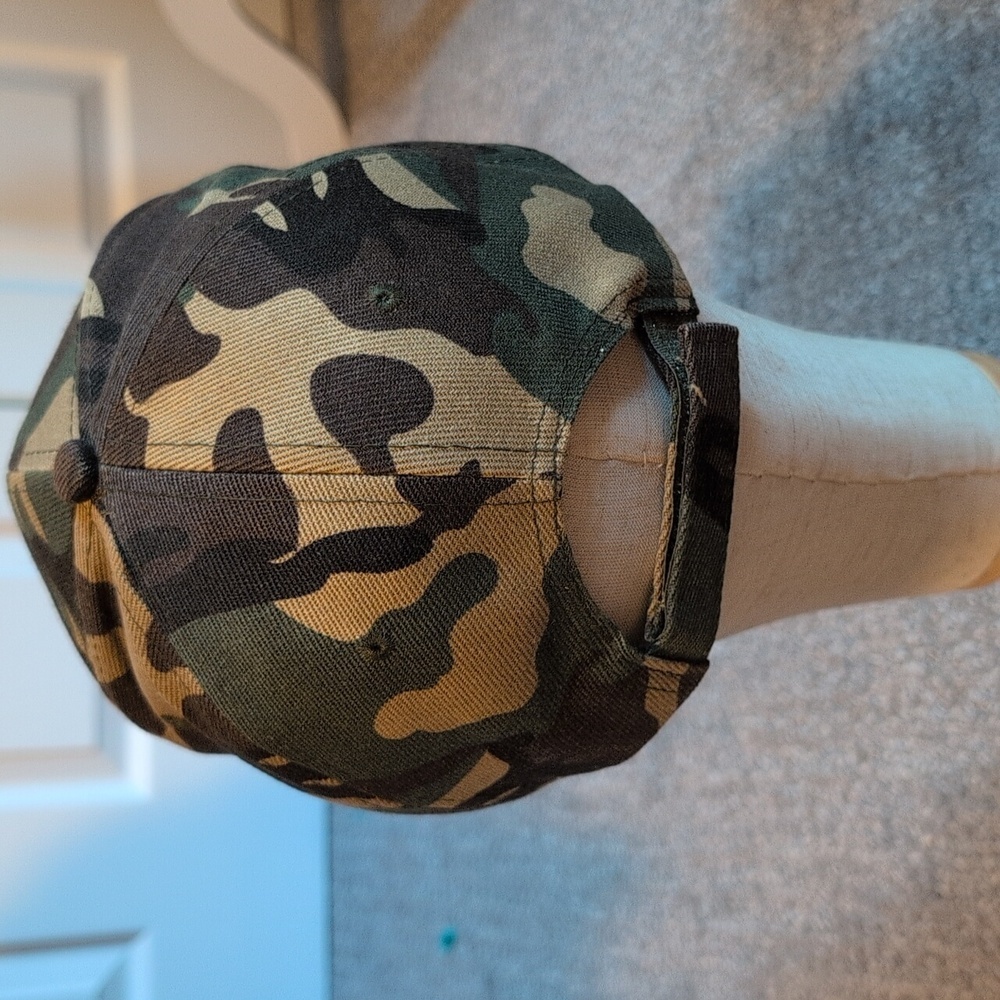 Green and Brown Camo Adjustable Baseball Hat NWOT - Picture 3 of 5